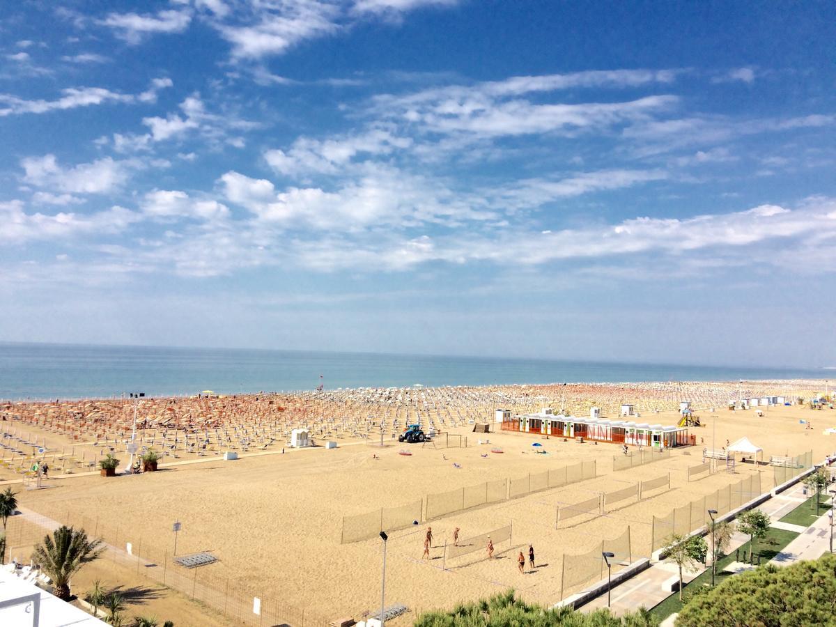Albanella - Appartamenti Bibione Buitenkant foto